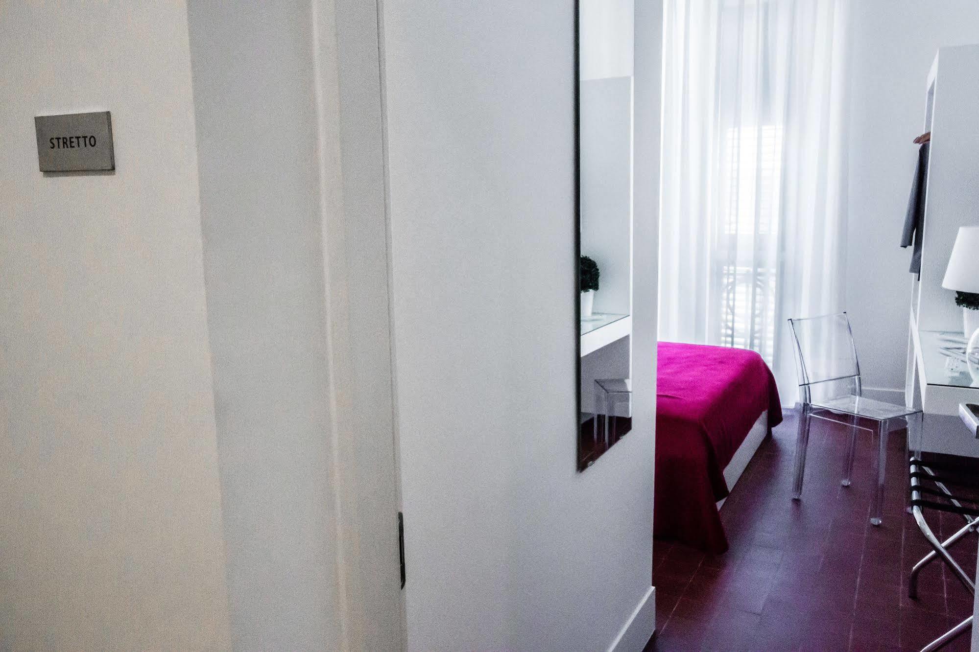 Rhegion B&B เรจโจ ดี คาลาเบีย ภายนอก รูปภาพ